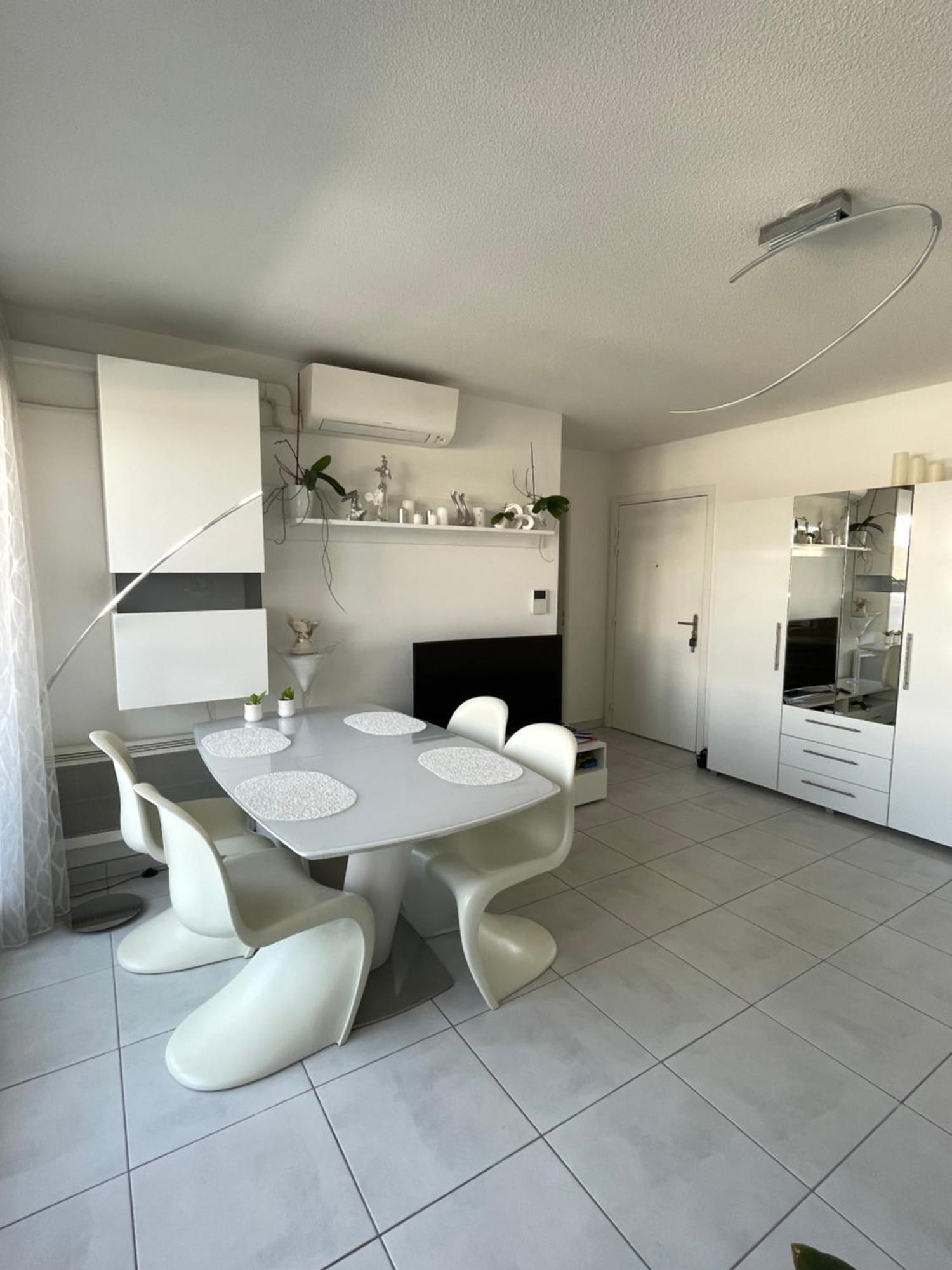 Appartement De Standing, Parking Prive, Climatise, Proche Du Centre-Ville Et La Gare Centre Avignon Exterior foto